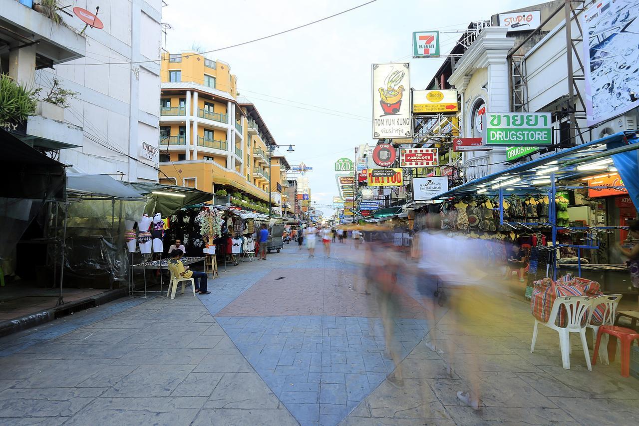 Banglumpoo Place Bangkok Esterno foto
