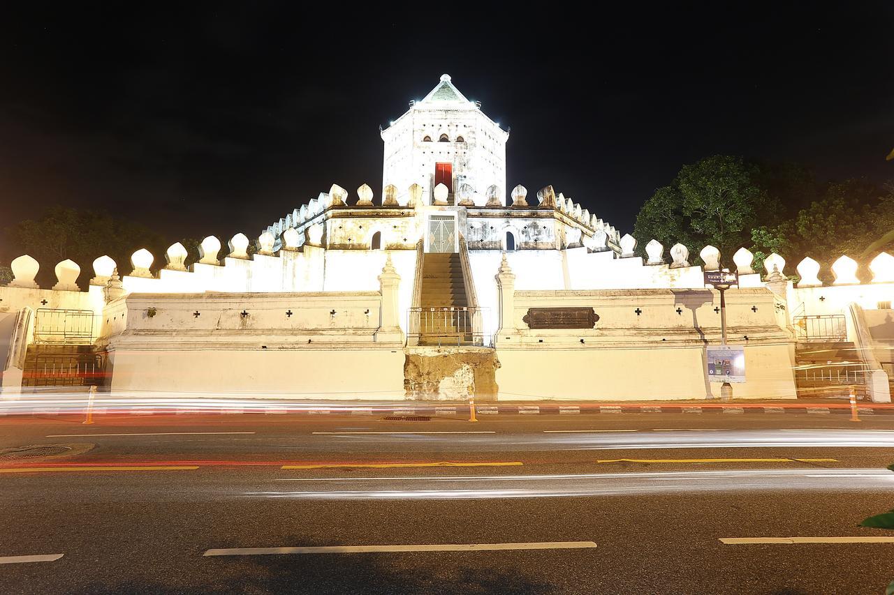 Banglumpoo Place Bangkok Esterno foto
